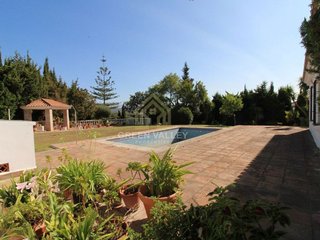Chalet en venta en San Enrique-Guadiaro-Pueblo Nuevo en San Roque