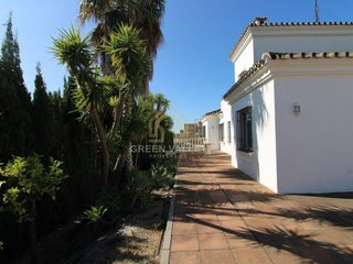Chalet en venta en San Enrique-Guadiaro-Pueblo Nuevo en San Roque