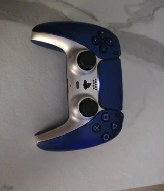 Controller PS5 Blu Argento e Nero con Pulsanti Rossi