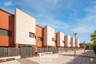 Casa adosada en venta en Girón - Villa del Prado en Valladolid
