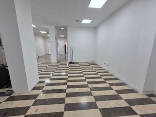 Local comercial en alquiler en Ave en Zaragoza