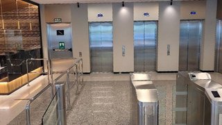 Oficina en alquiler en Las Tablas en Madrid