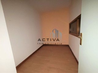 Local comercial en alquiler en Hospital en Valladolid