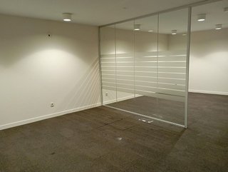 Local comercial en alquiler en Jerónimos en Madrid