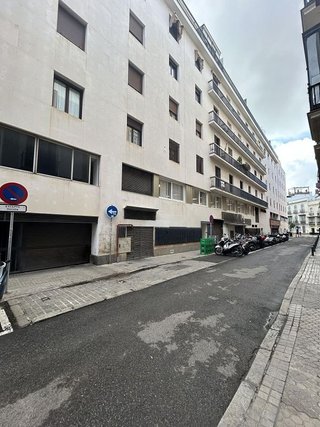 Garaje en venta en Arenal en Sevilla