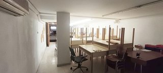 Local comercial en venta en Este en Castellón de la Plana