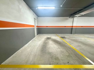 Garaje en venta en Zona Avenida al Vedat en Torrent