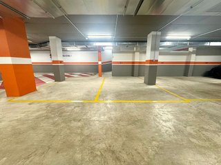 Garaje en venta en Zona Avenida al Vedat en Torrent
