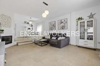 Chalet en venta en Montequinto en Dos Hermanas