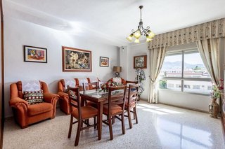 Piso en venta en Almanjáyar en Granada