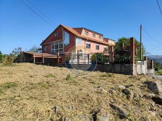 Casa pareada en venta en As Travesas - Balaídos en Vigo