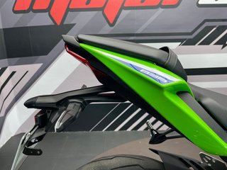 Kawasaki ZX-6R Ninja Verde