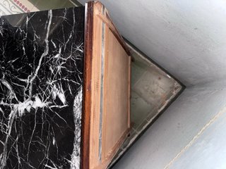 Mesita de noche madera y mármol