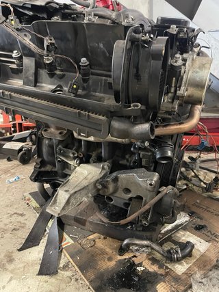 Motor BMW 320d M47 Roto