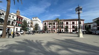Edificio en venta en Carmona