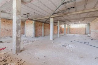 Local comercial en venta en El Valle en Lucena