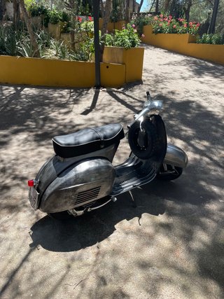 Vespa 160 (1976) Restaurada