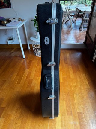 Estuche Rígido Miker para Guitarra Acústica