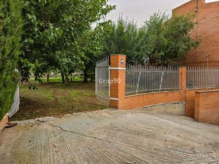Terreno en venta en Joc de la Bola - Camps d'Esports - Ciutat Jardí - Montcada en Lleida