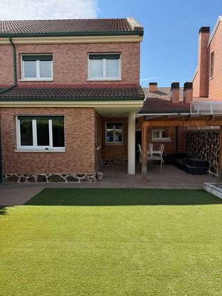 Casa pareada en venta en Zaratán