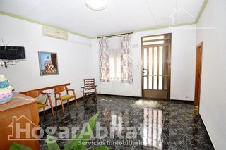 Chalet en venta en Algemesí