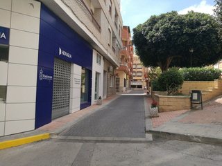 Local comercial en alquiler en Redován