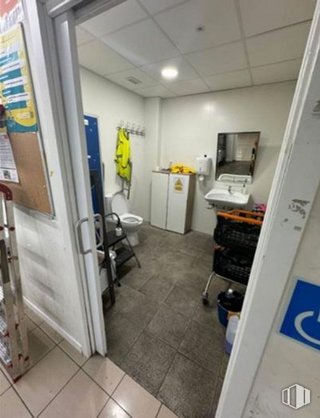 Local comercial en alquiler en Sol en Madrid