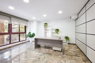 Oficina en alquiler en Mercado en Alicante