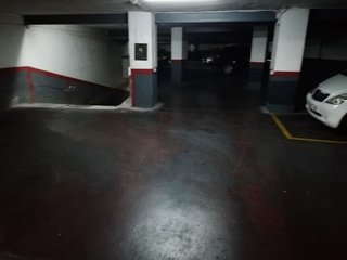 Garaje en alquiler en Nou Moles en Valencia