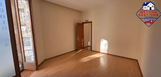 Oficina en alquiler en Centro en Torrelavega