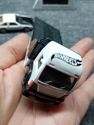 Hot wheels initial d Toyota trueno+hauler custom