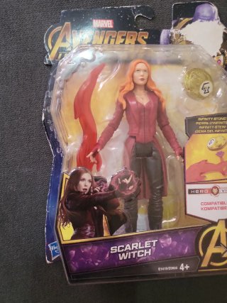 Figura Scarlet Witch Avengers 2017