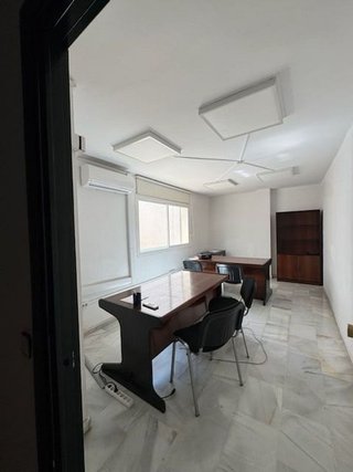 Oficina en venta en La Malagueta - La Caleta en Málaga