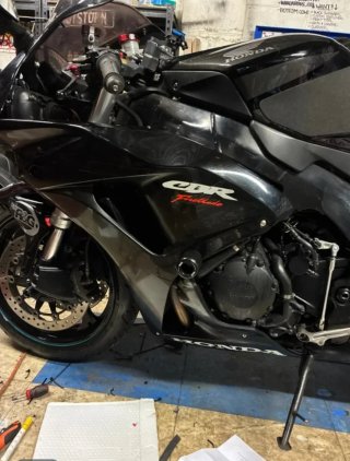 Toma de aire para frenos gama CBR CB1000R