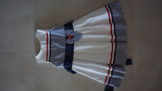 4 Vestidos Niña Verano Talla 7-8 precio unidad lee