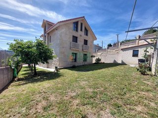 Chalet en venta en Barbadás