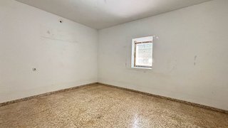 Casa adosada en venta en Illora