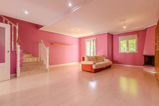 Casa adosada en venta en Estación-Manantiales en Guadalajara