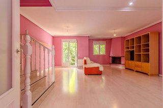 Casa adosada en venta en Estación-Manantiales en Guadalajara