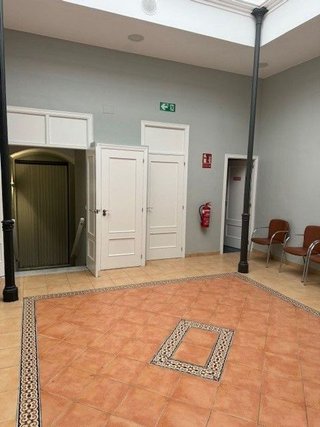 Local comercial en alquiler en Arenal - La Pólvora en Dos Hermanas