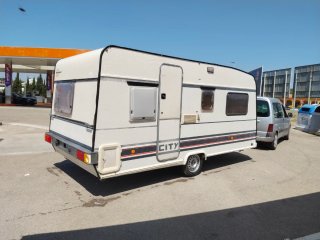 Caravana Burstner 750