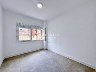 Piso en venta en Mercado en Alicante