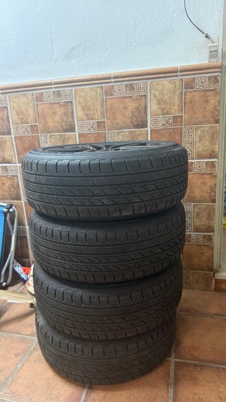 Llantas Autec Kitano con Neumático Incluido
