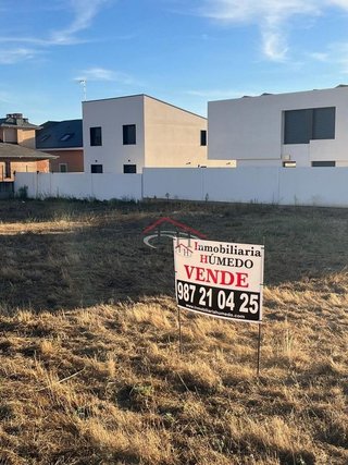 Solar en venta en Las Eras de Renueva en León
