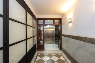 Piso en venta en Centro - Sagrario en Granada