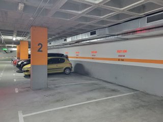 Garaje en venta en Cuatro Caminos - Plaza de la Cubela en Coruña (A)