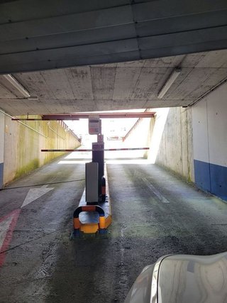 Garaje en venta en Cuatro Caminos - Plaza de la Cubela en Coruña (A)