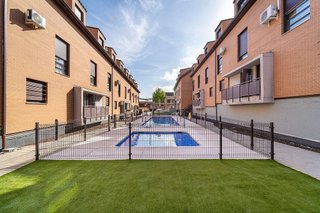 Dúplex en venta en Sevilla la Nueva