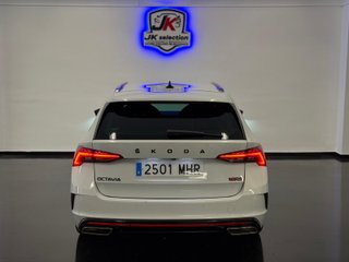Skoda Octavia RS 2023