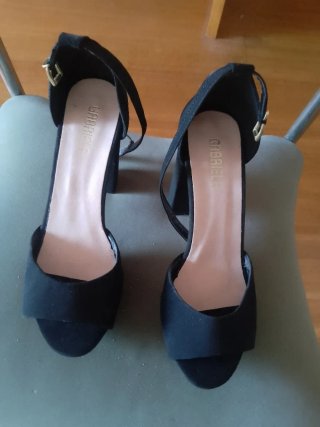 Zapatillas Brasileñas Negras y beige